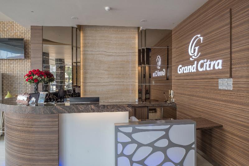 Collection O 1301 Hotel Grand Citra Macasar Exterior foto