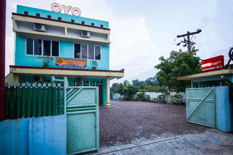 Collection O 1301 Hotel Grand Citra Macasar Exterior foto